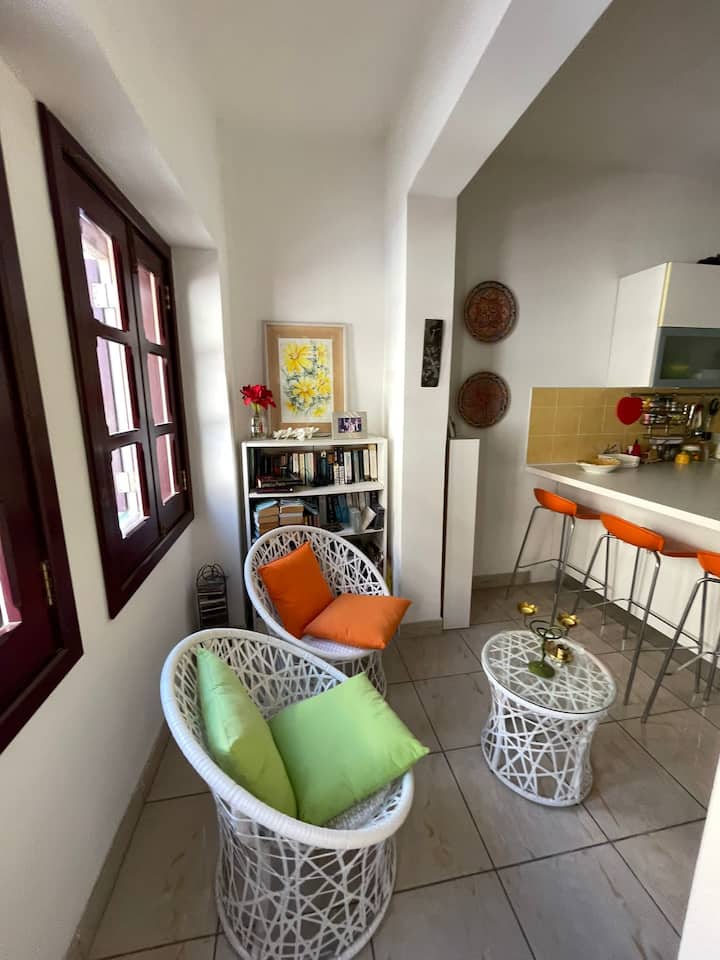 charmante, moderne et lumineuse. Au cœur de Sliema Appartements à louer à Tas