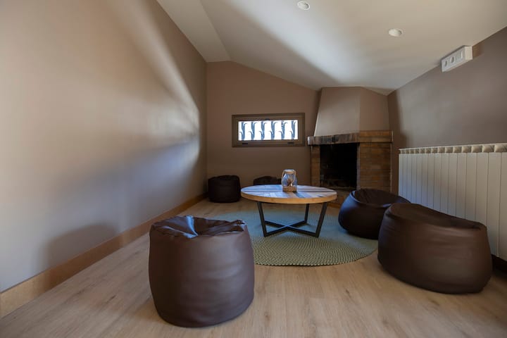 Private Quadruple Room Font Andorra Hostel - Andorra