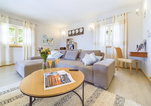 Successful Airbnb property: Villa Azzurra near Porec, 5 bedroom, heating pool in Rakovci Racovaz