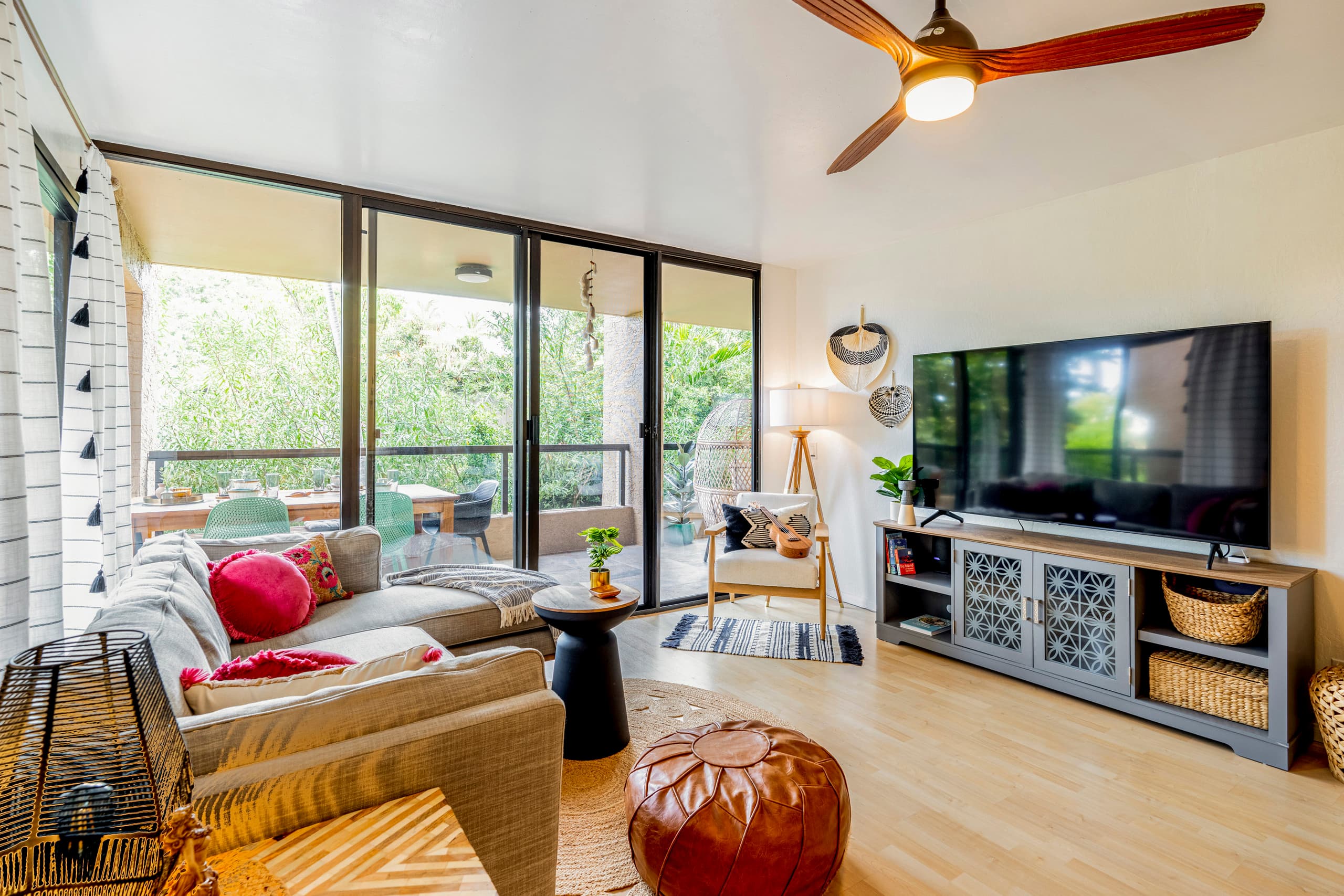 Condo in Kailua-Kona · ★4.96 · 2 bedrooms · 4 beds · 2 baths - Image 2
