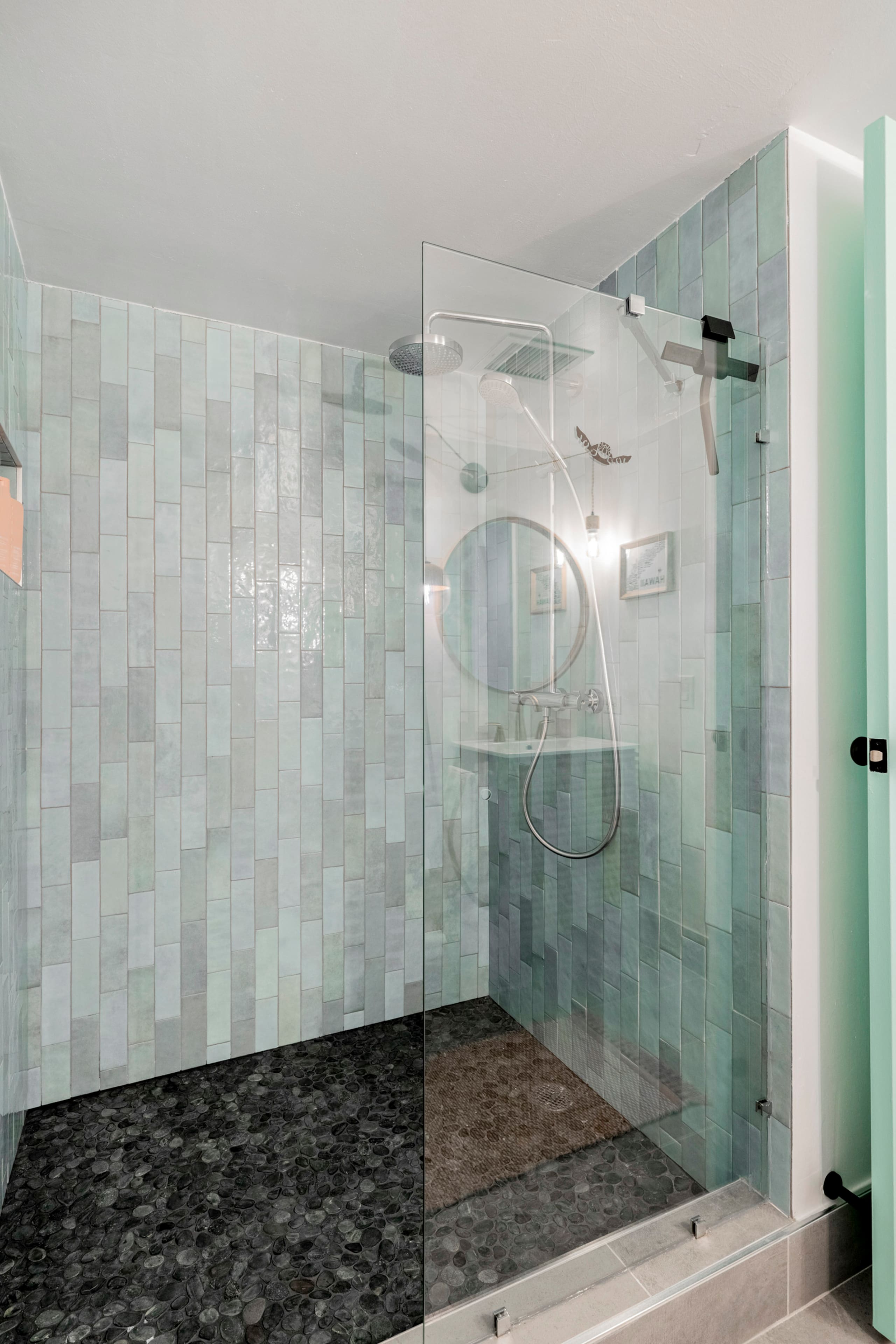 Condo in Kailua-Kona · ★4.96 · 2 bedrooms · 4 beds · 2 baths - Image 24