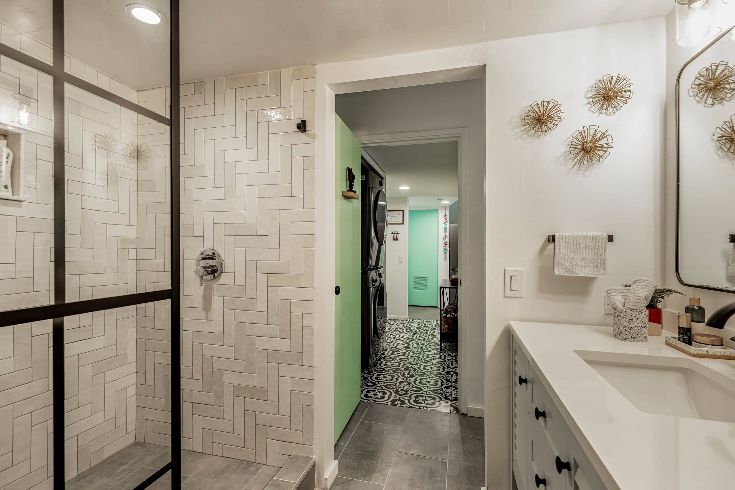 Condo in Kailua-Kona · ★4.96 · 2 bedrooms · 4 beds · 2 baths - Image 20