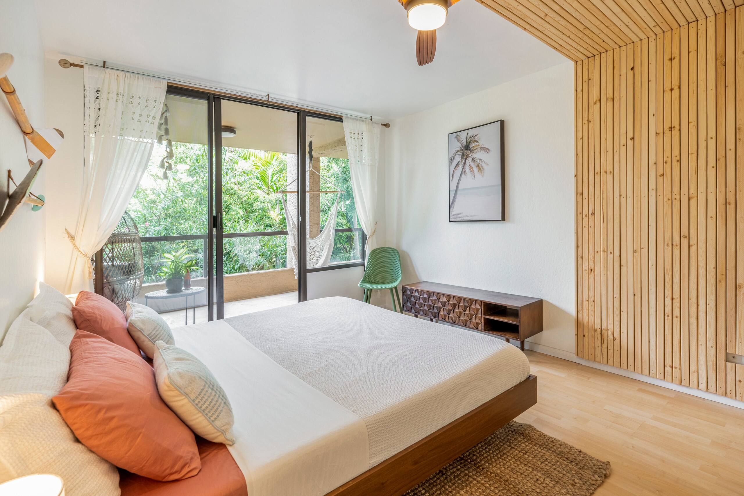 Condo in Kailua-Kona · ★4.96 · 2 bedrooms · 4 beds · 2 baths - Image 15