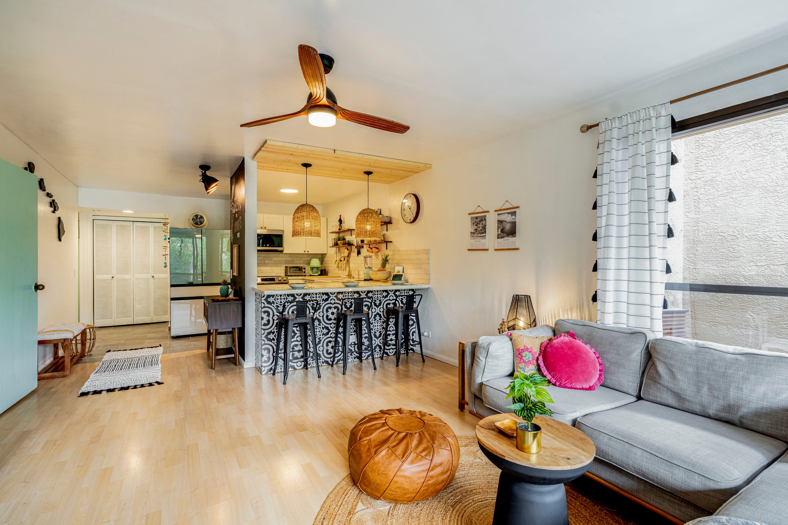Condo in Kailua-Kona · ★4.96 · 2 bedrooms · 4 beds · 2 baths - Image 1