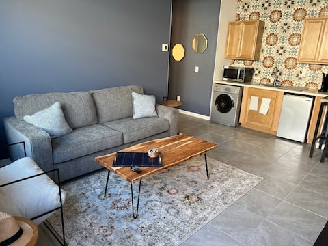 Top Airbnb: New and cozy attached guest suite in Arizona