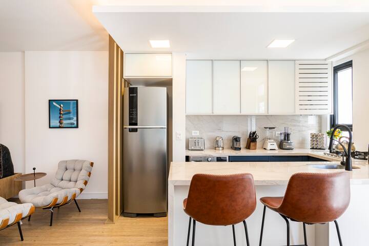 Fun-Filled Getaway on Ipanema Beach gallery image 3