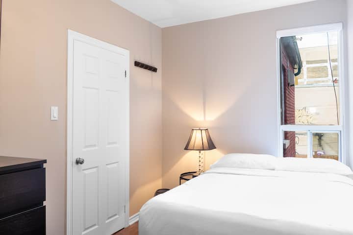 חדר שינה בקומה 2 1: מיטה זוגית