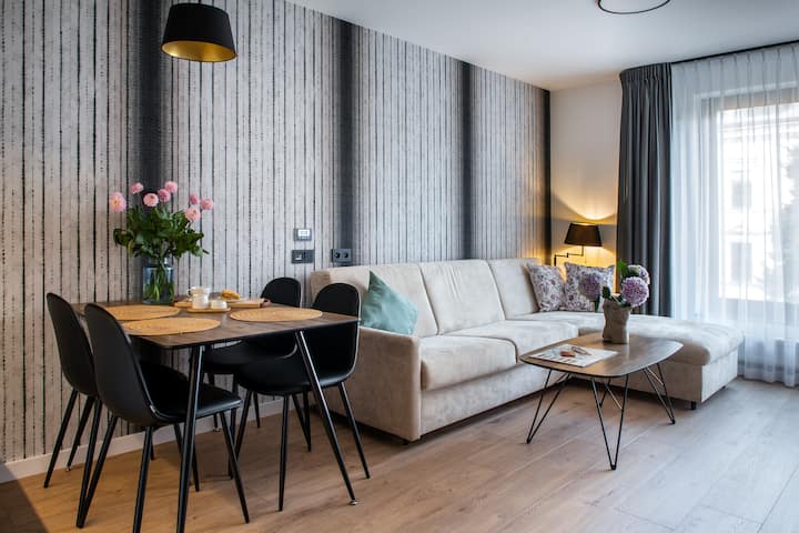 2 Rooms |10 Min. To Main Square | Parking Opt. - Kraków
