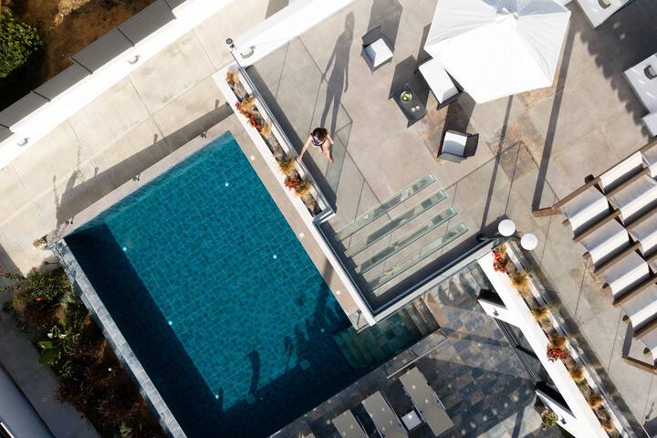 Marianna Villa, a luxury hideaway by the sea gallery image 3