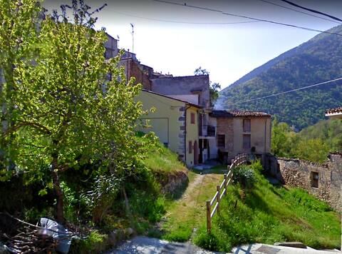 Home with parking and terrace in front of the house