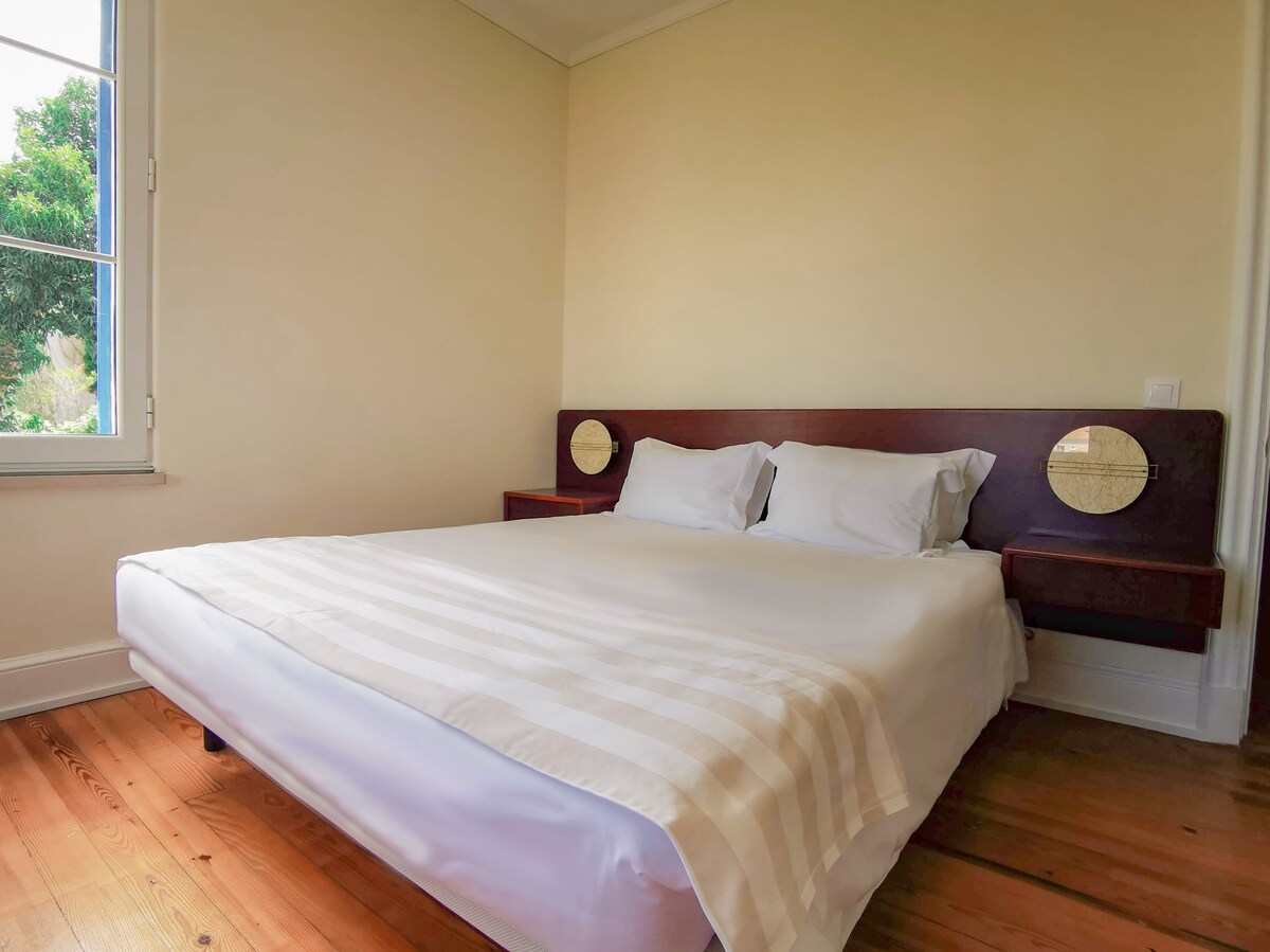 საძინებელი 1