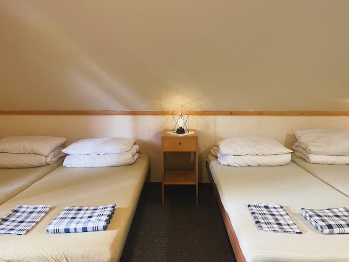 Chumba kwenye Maelezo ya Ghorofa ya 1

