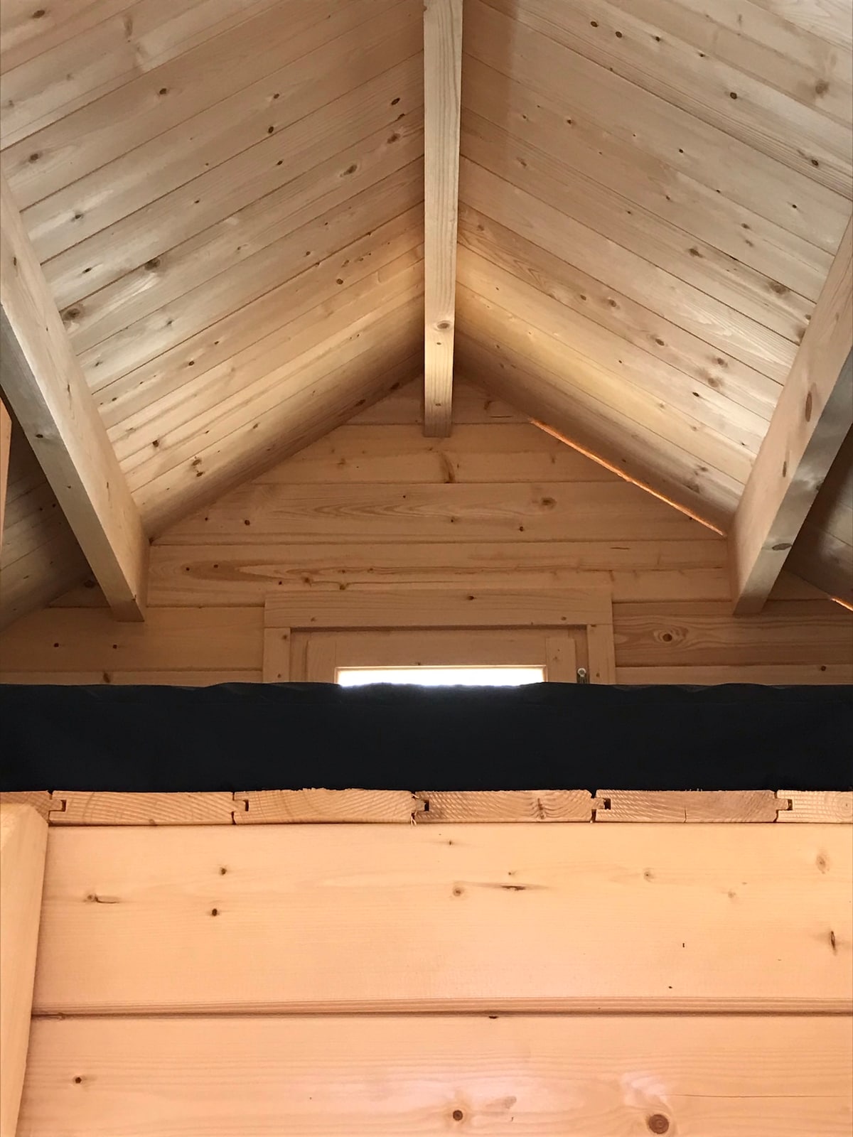 Colchón de 4 pulgadas en el área de la litera 