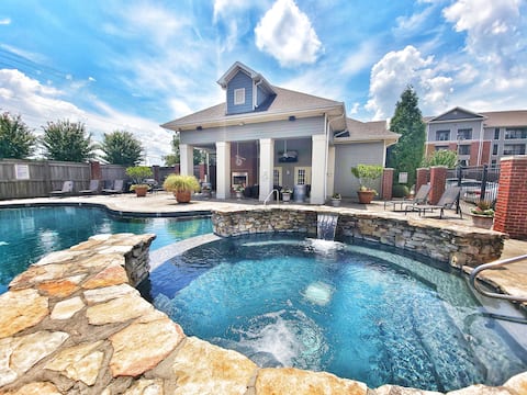 Luxury Condo, walking distance to Bryant-Denny