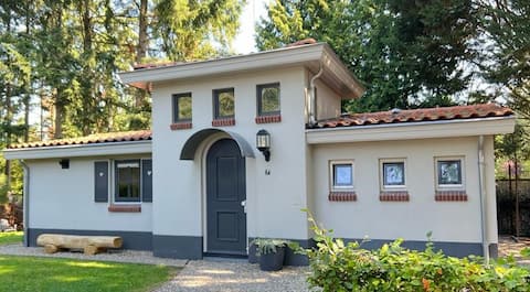 Boshof 7 beautiful bungalow in wooded area!