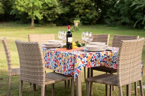 Relax in Tuscany: a detached house with a garden