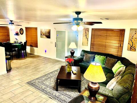 Unique Spacious 6 Bed/3 Bath Estate
