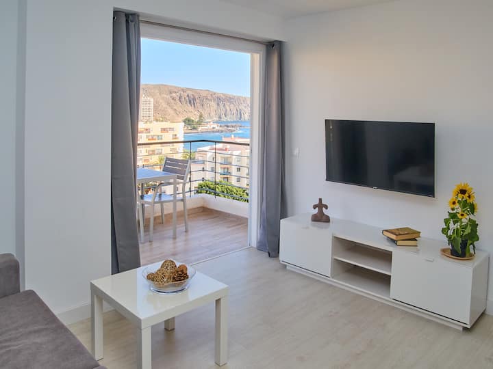 Nuevo Y Moderno Apartamento, Vista Al Mar, Piscina - Los Cristianos
