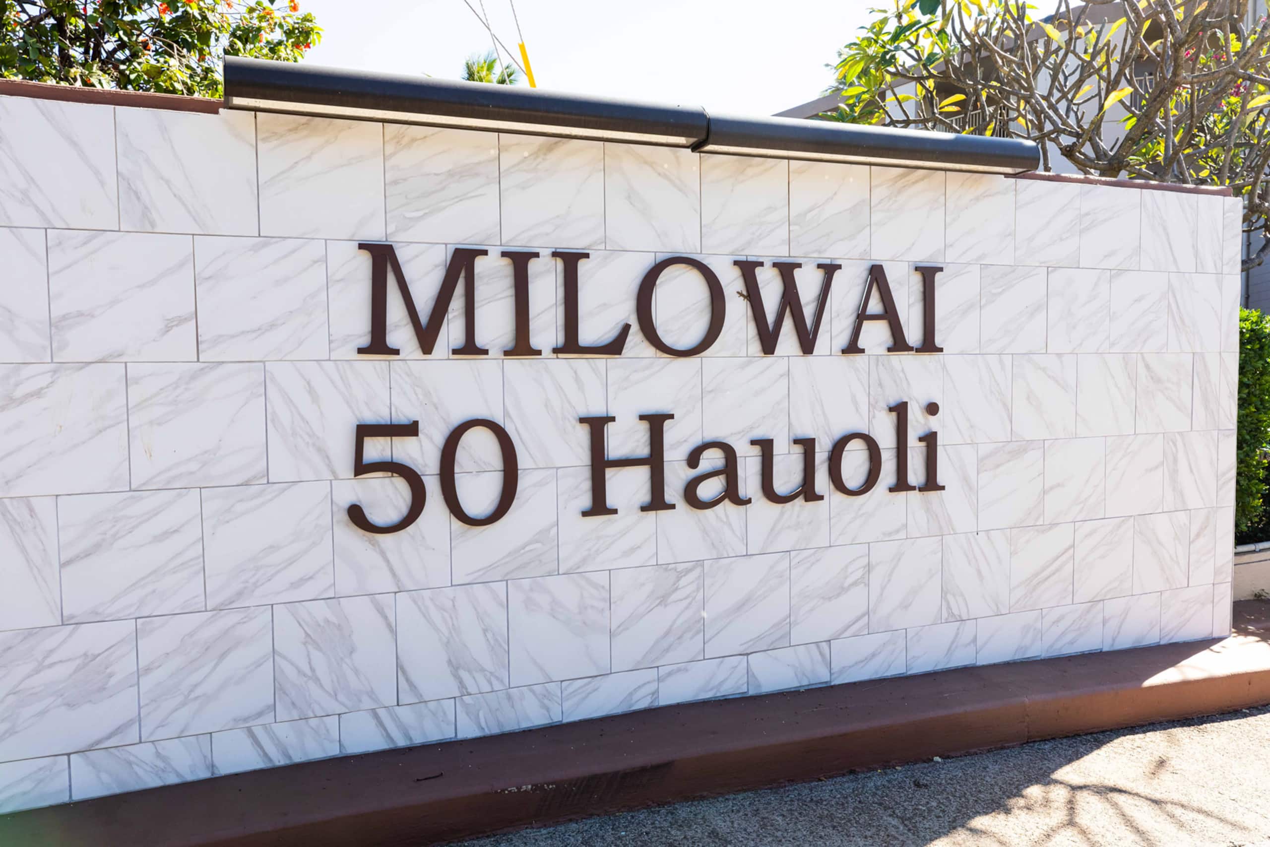 Condo in Wailuku · ★4.83 · 1 bedroom · 2 beds · 1 bath - Image 6