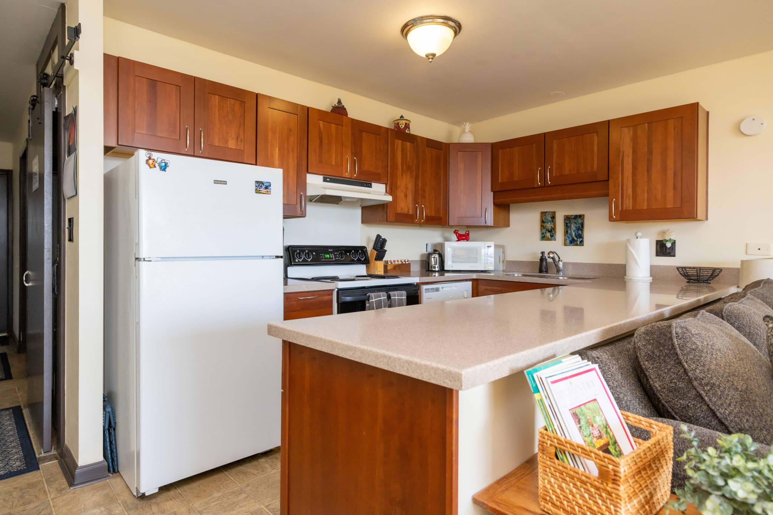 Condo in Wailuku · ★4.83 · 1 bedroom · 2 beds · 1 bath - Image 11