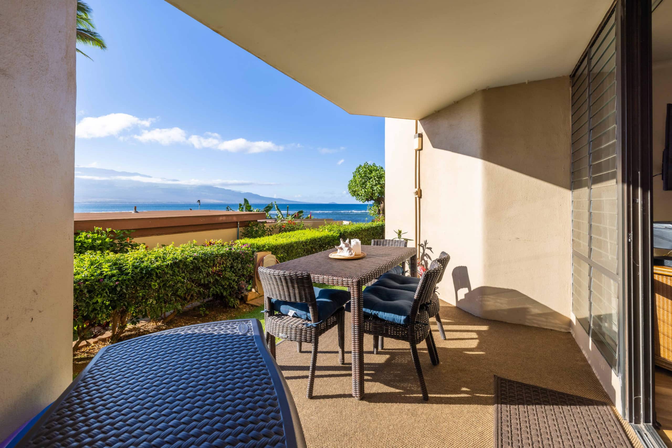 Condo in Wailuku · ★4.83 · 1 bedroom · 2 beds · 1 bath - Image 9