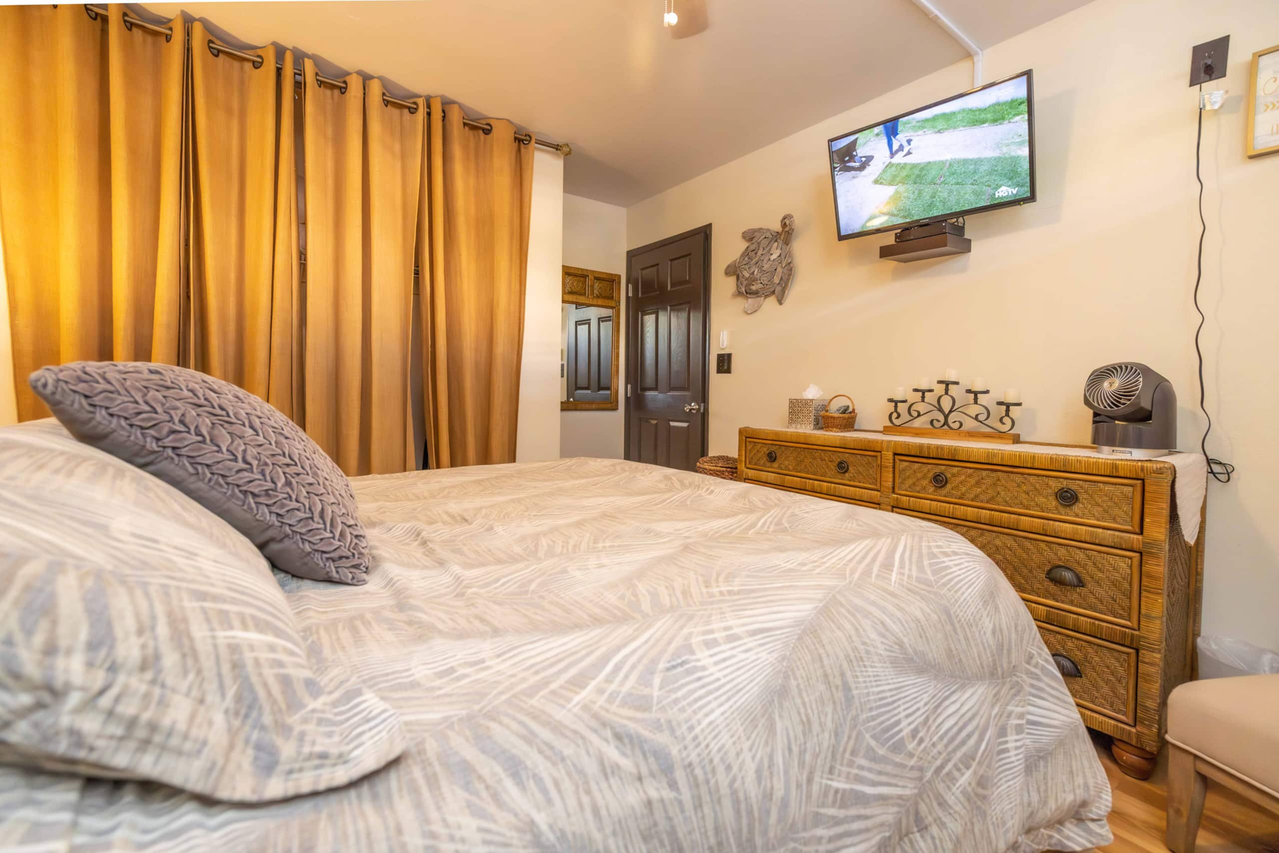 Condo in Wailuku · ★4.83 · 1 bedroom · 2 beds · 1 bath - Image 17