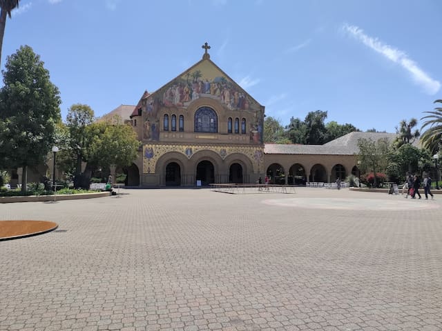 Charming Home, Next to Stanford, Kitchen & Parking