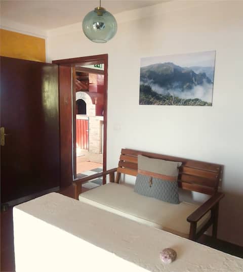 Imóvel de sucesso: Ovelha do Sol · Cottage with Ocean View em Fajã Da Ovelha