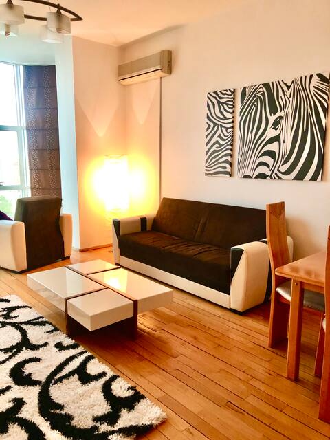 Cozy apartment with terrace and sea view (centre)