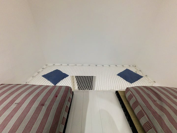 غرفة النوم 2