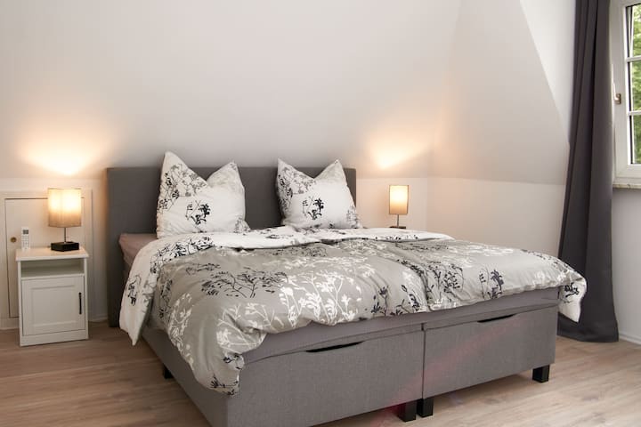 "Chefkoje"، الطابق الأول