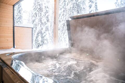 Villa Havu B Iso Feed, Outdoor Hot Tub