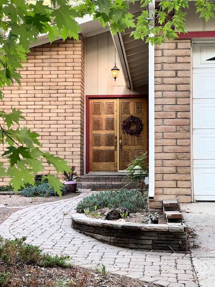 The Atri-home - Flagstaff, AZ