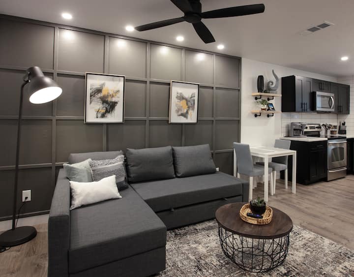 Modern Up 3br/2ba | Near Downtown | Free Parking - Flagstaff