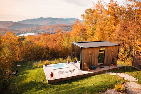 Luxury Glass Tiny House - Mountain View + Hot Tub