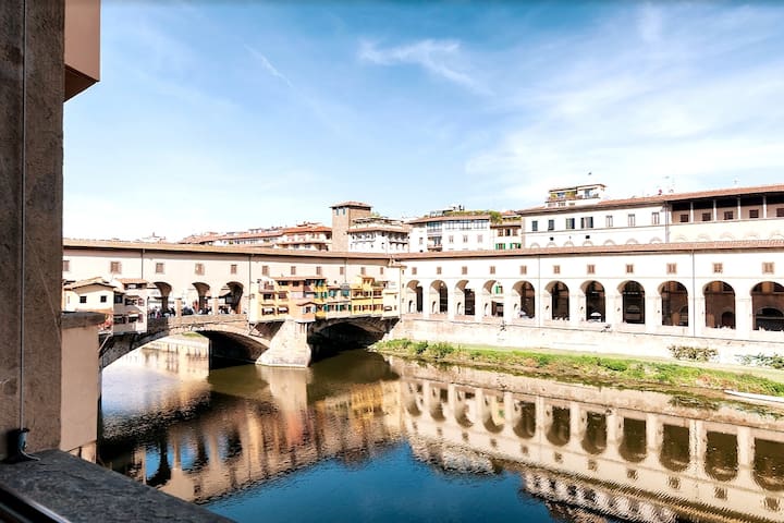 [Pontevecchio] Prestigio e vista mozzafiato