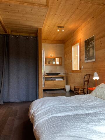 Chalet contemporain face aux pistes gallery image 5