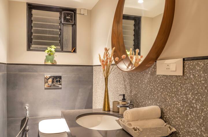 Powder room