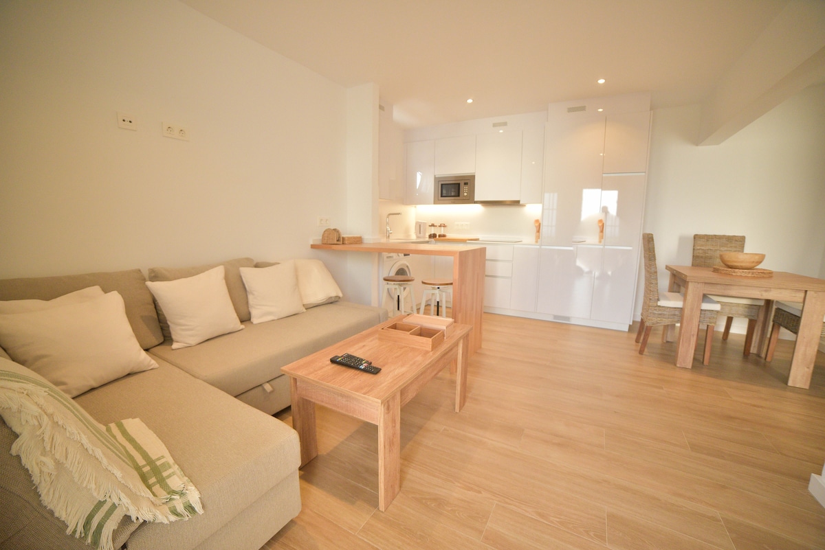 ห้องนั่งเล่นห้องครัวพื้นที่รับประทานอาหาร