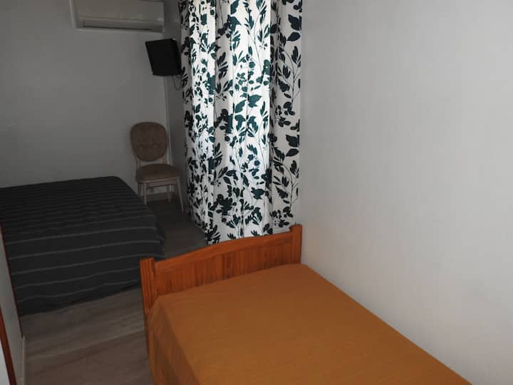 საძინებელი 1