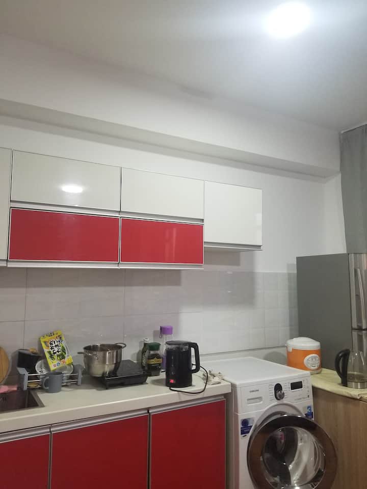 Lovely one bedroom rental in Gold location Apartments for Rent in