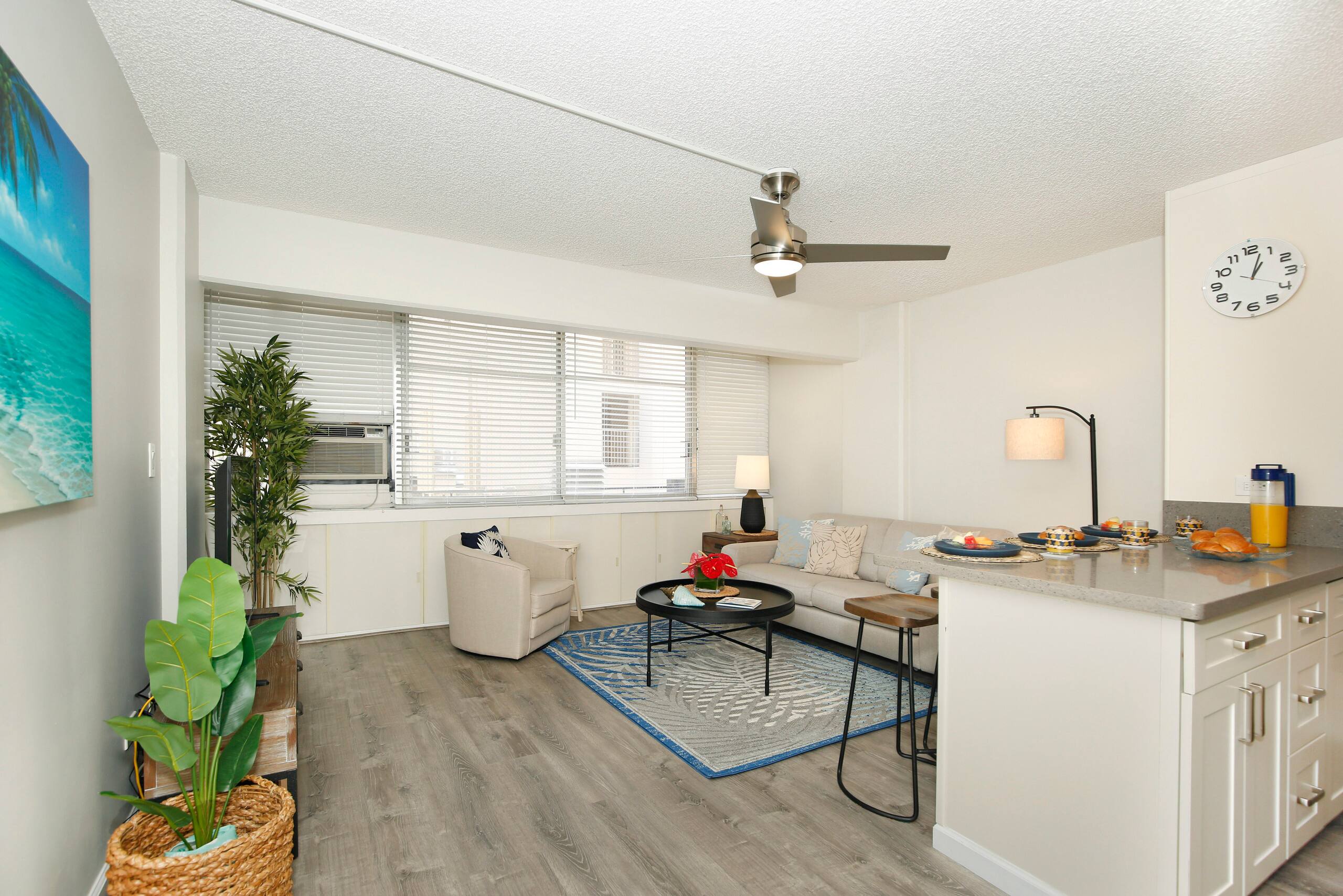 Condo in Honolulu · ★4.67 · 1 bedroom · 2 beds · 1 private bath - Image 6