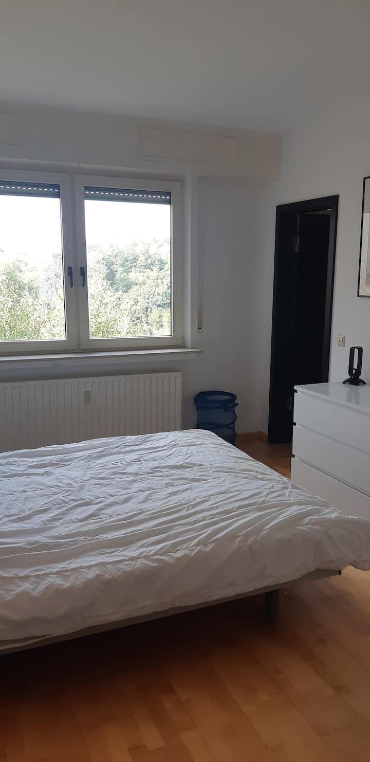 Apartment with private room free parking Apartments for Rent in