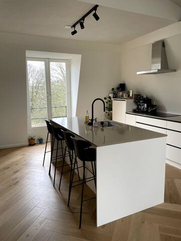 Vondelpark modern luxury appart. gallery image 5