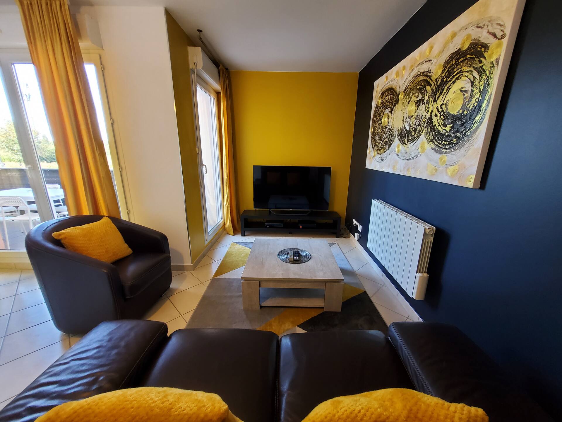 Duplex blue and yellow- Groupama Stadium-Eurexpo-Lyon