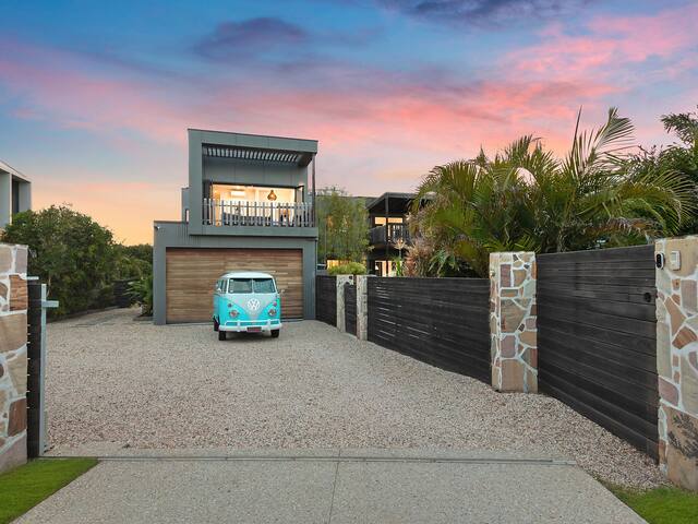 Byron Superluxe @ Belongil Beach gallery image 2