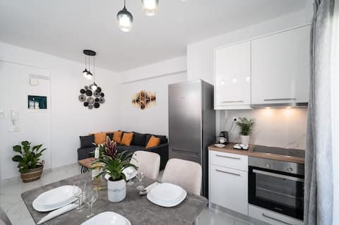 Top performing Airbnb: AmersaLuxuryApartments in Κοινότητα Νέας Αλικαρνασσού