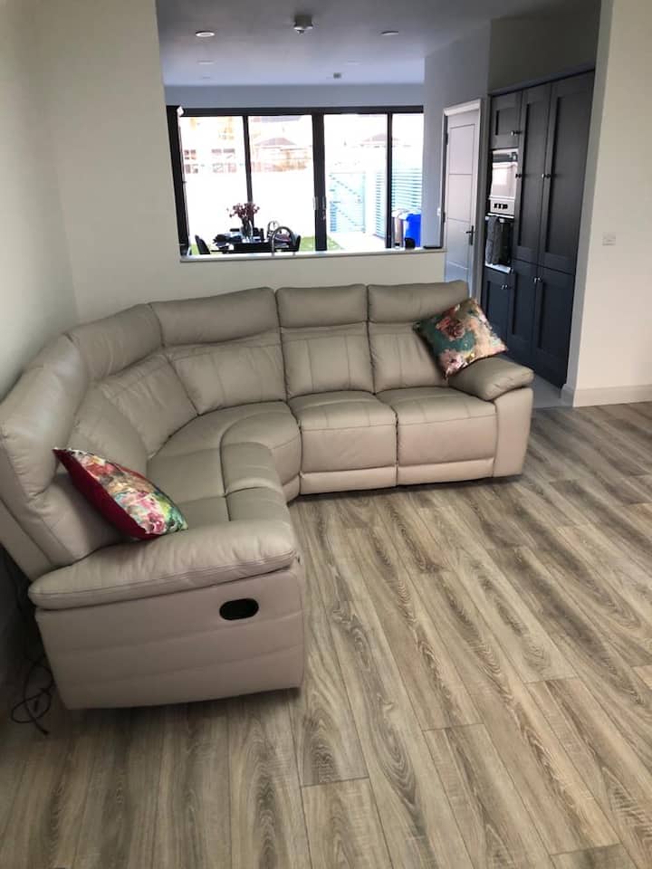 Modern, Spacious 4 Bedroom House In Portstewart - Castlerock