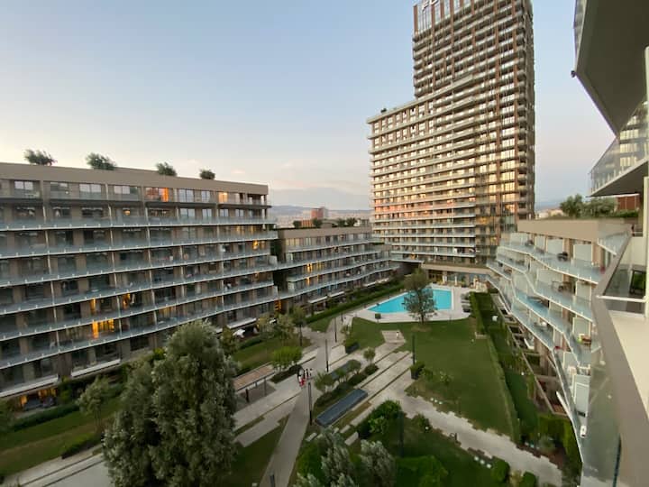 5 Star Hotel Comfort Apartment - Pool, Gym, Sauna - İzmir