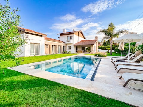 Trio Villa Mamurbaba Cesme